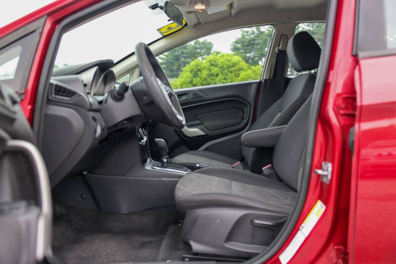 2013 Ford Fiesta SE