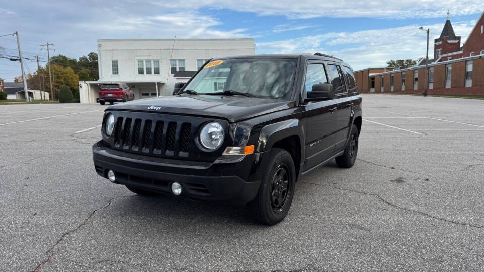 2016 Jeep Patriot for sale at Caropedia in Dunn, NC