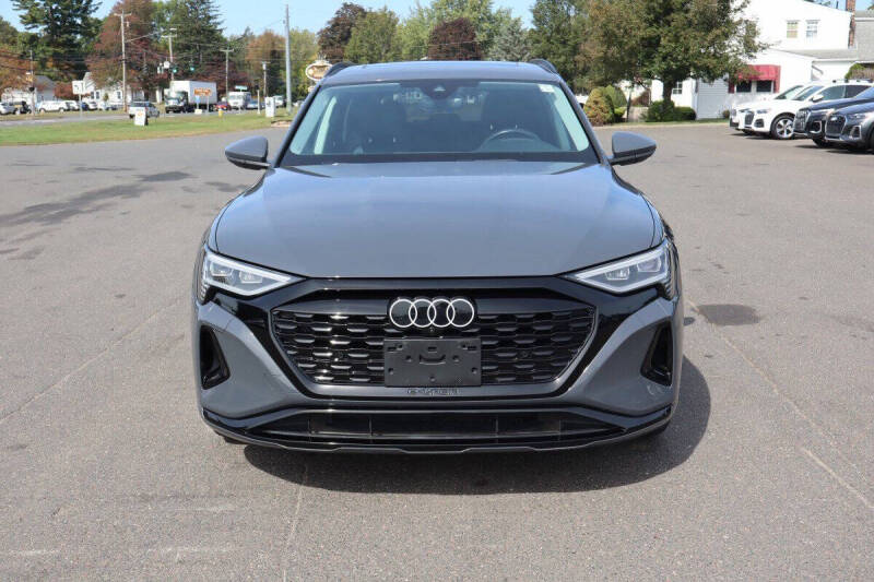 2024 Audi Q8 e-tron quattro Premium