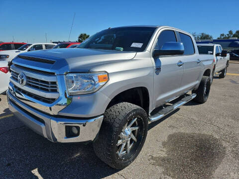 2015 Toyota Tundra for sale at TWIN CITY MOTORS in Houston TX