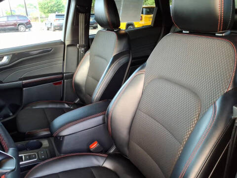 2025 Ford Escape ST-Line Select
