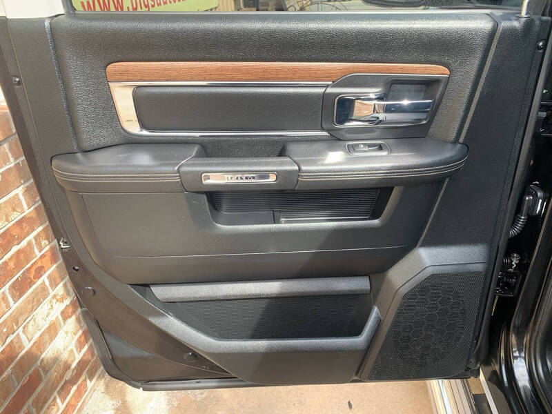 2016 RAM 1500 Laramie