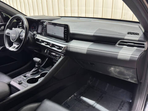 2023 Kia K5