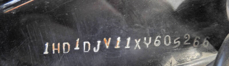 1999 Harley-Davidson FLHTC.