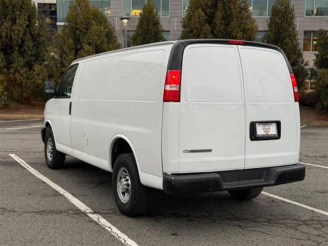 2021 Chevrolet Express 2500