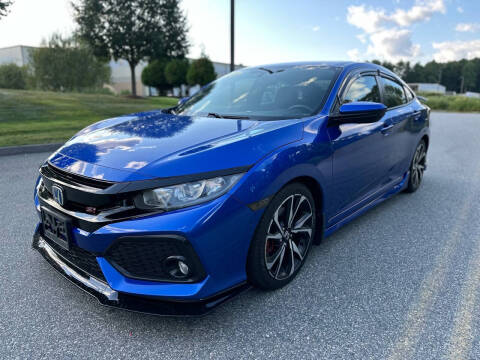 2018 Honda Civic for sale at South Shore Auto Gallery Inc in Abington MA