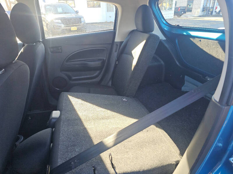 2022 Mitsubishi Mirage ES