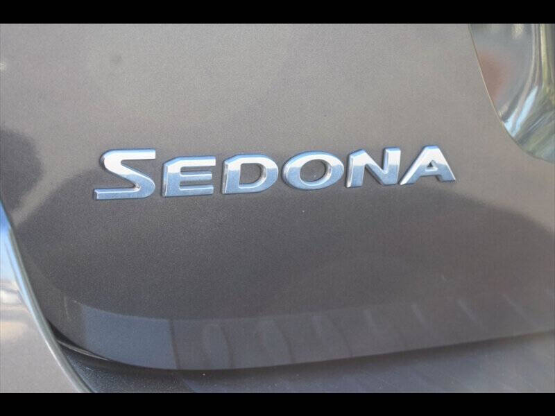 2016 Kia Sedona SX