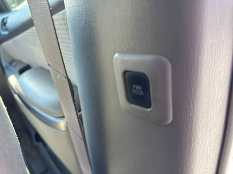 2007 Toyota Sienna LE 8-Passenger