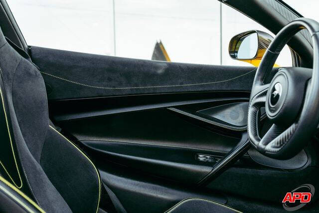 2020 McLaren 720S Spider Performance