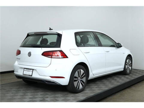 2017 Volkswagen e-Golf SEL Premium