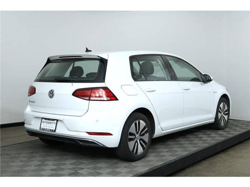 2017 Volkswagen e-Golf SEL Premium