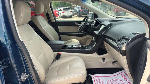 2020 Ford Edge Titanium