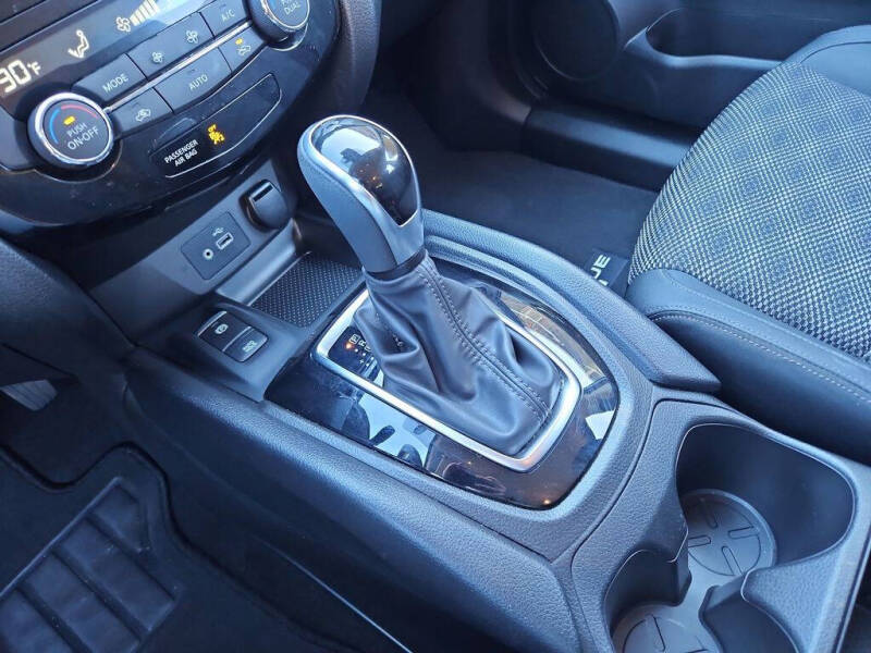 2021 Nissan Rogue Sport SV