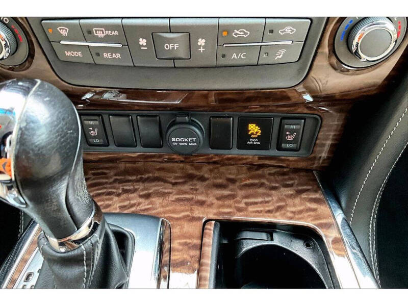 2017 Nissan Armada SL