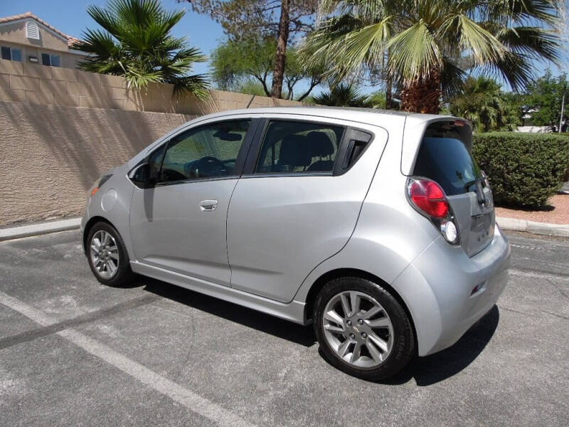 2014 Chevrolet Spark 2LT photo 7