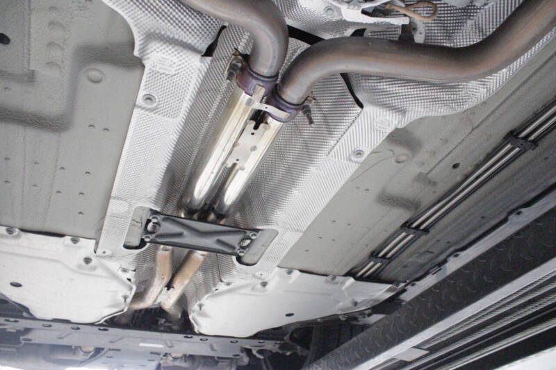 2017 Jaguar F-TYPE SVR