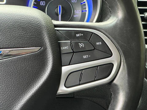 2018 Chrysler 300