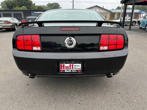 2006 Ford Mustang GT Deluxe