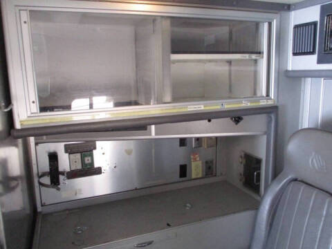 2000 Freightliner FL60