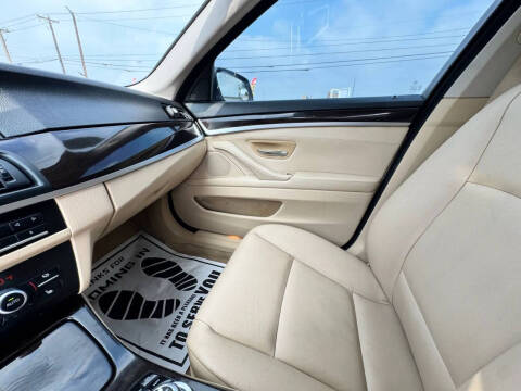 2013 BMW 5 Series 528i