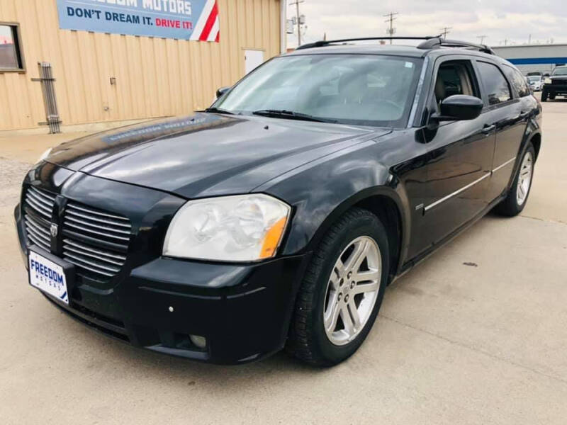2005 Dodge Magnum RT