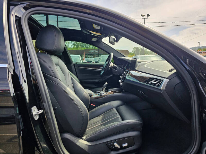 2017 BMW 5 Series 530i