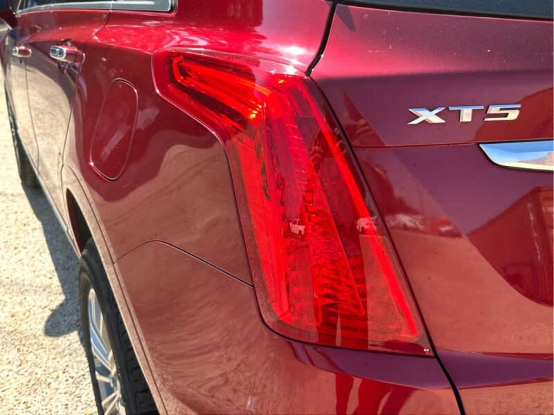 2019 Cadillac XT5 Luxury