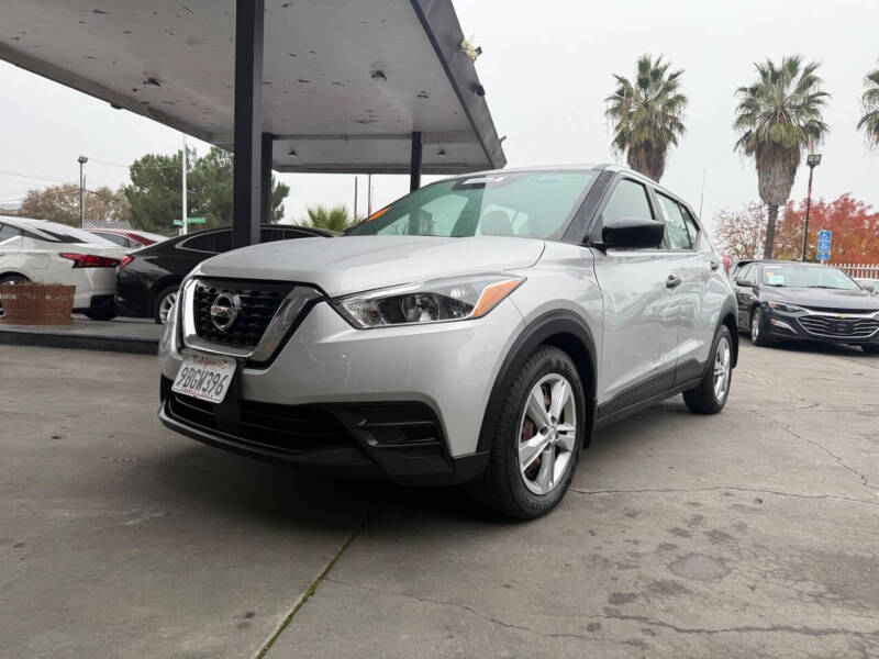 2020 Nissan Kicks S
