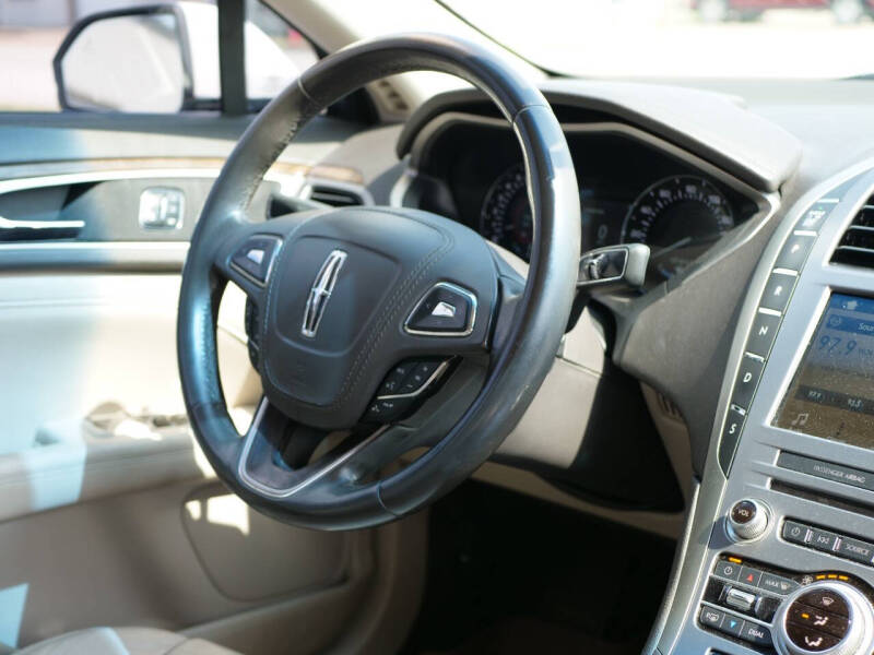 2017 Lincoln MKZ Select