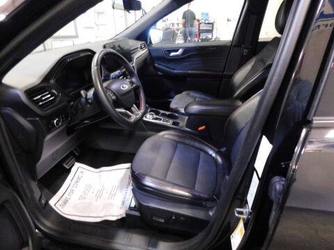 2023 Ford Escape ST-Line Select