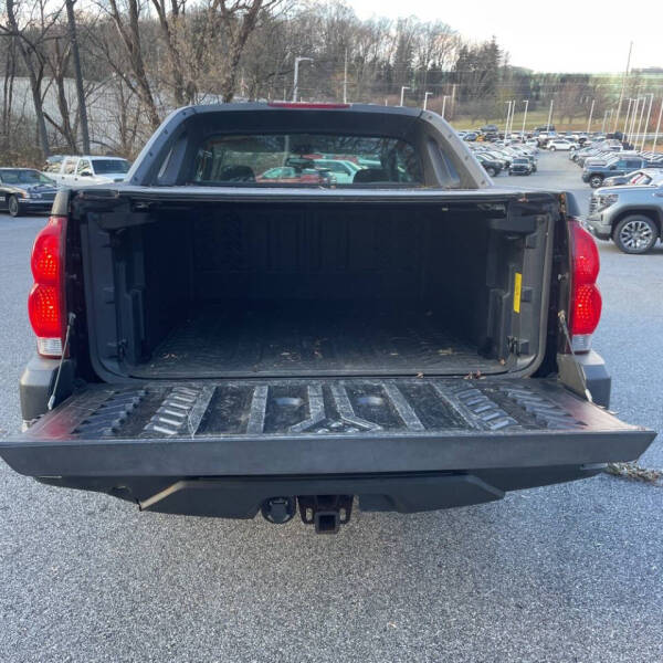 2005 Chevrolet Avalanche 1500 LS