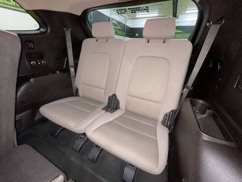 2017 Hyundai Santa Fe SE