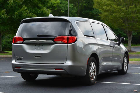 2017 Chrysler Pacifica Touring