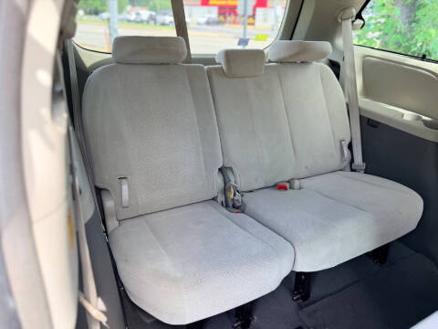 2011 Toyota Sienna