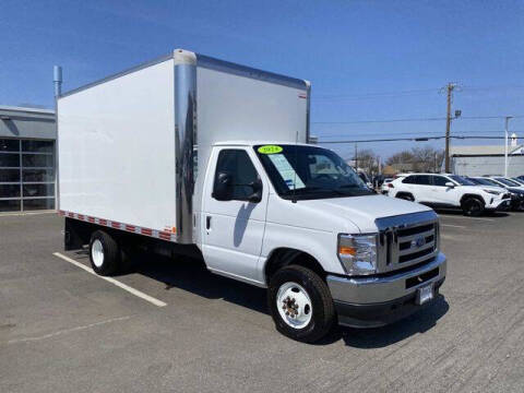 2024 Ford E-Series