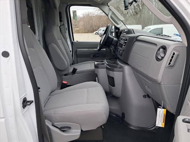 2025 Ford E-Series
