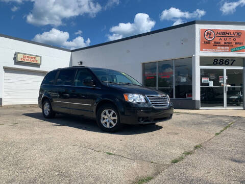 2009 Chrysler Town and Country for sale at HIGHLINE AUTO LLC in Kenosha WI