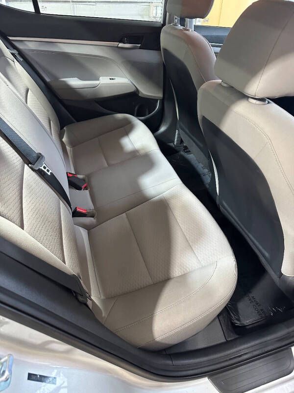 2019 Hyundai Elantra