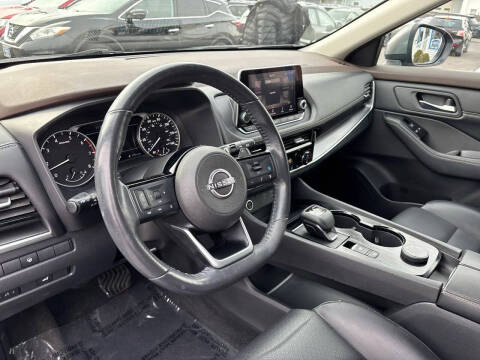 2022 Nissan Rogue SV