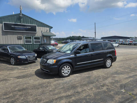 2013 Chrysler Town and Country for sale at WILLIAMS AUTOMOTIVE AND IMPORTS LLC in Neenah WI