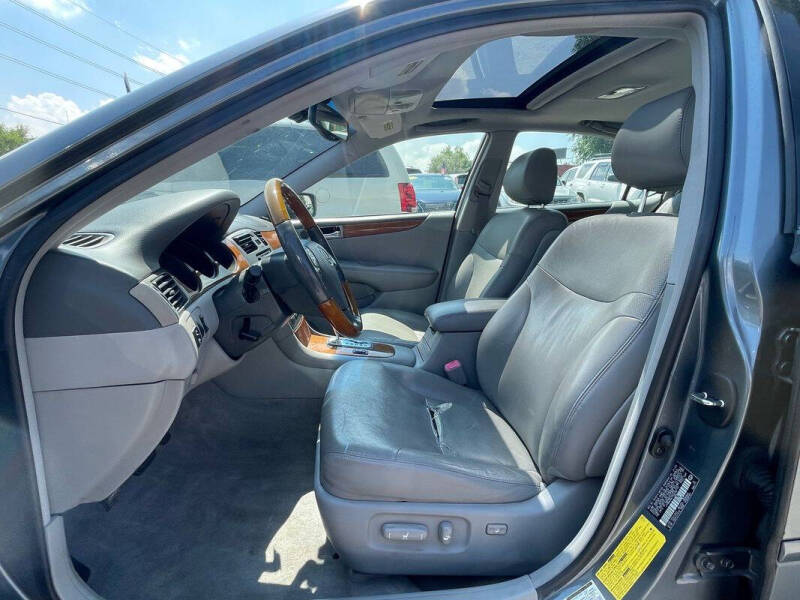 2005 Lexus ES 330