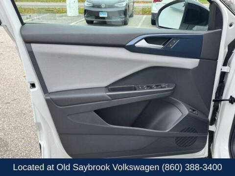 2023 Volkswagen Taos SE 4Motion