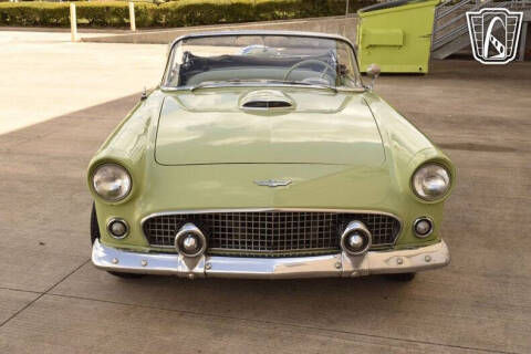 1956 Ford Thunderbird