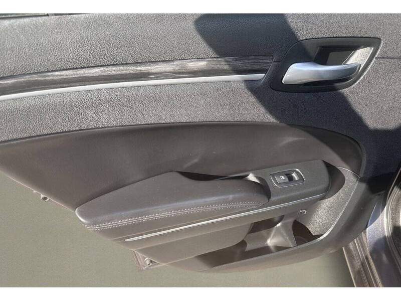 2018 Chrysler 300 Touring L