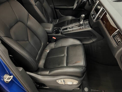 2015 Porsche Macan S