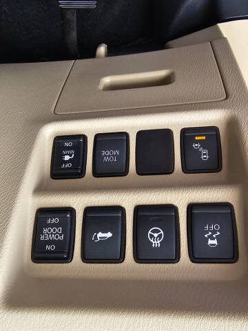 2017 Nissan Pathfinder SL