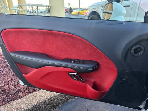 2015 Dodge Challenger SRT Hellcat