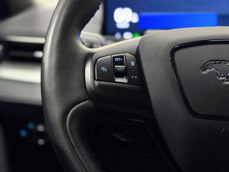 2021 Ford Mustang Mach-E Select