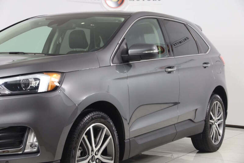 2023 Ford Edge Titanium